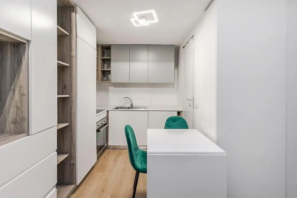 Elegante Pied-A-Terre Stile & Comodita A Milano 0*, Milan
